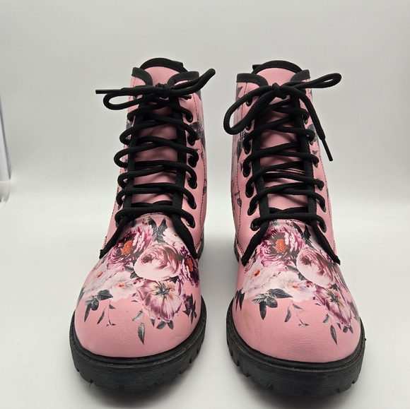 Shoes - Floral Pink Lace-Up Women's Boots